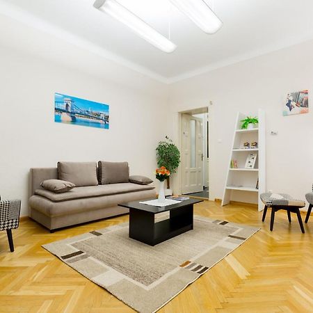 K17 Kinizsi Apartment Будапеща Екстериор снимка