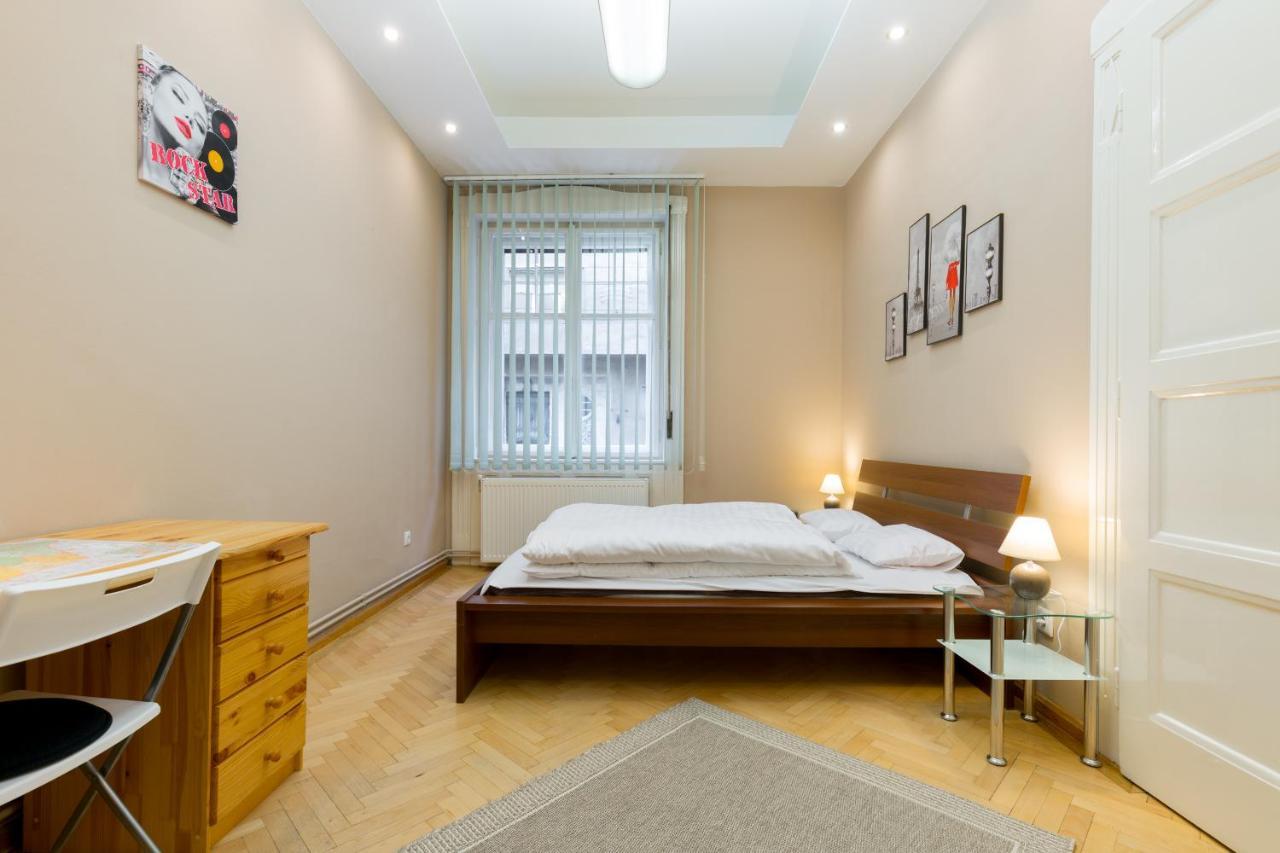 K17 Kinizsi Apartment Будапеща Екстериор снимка