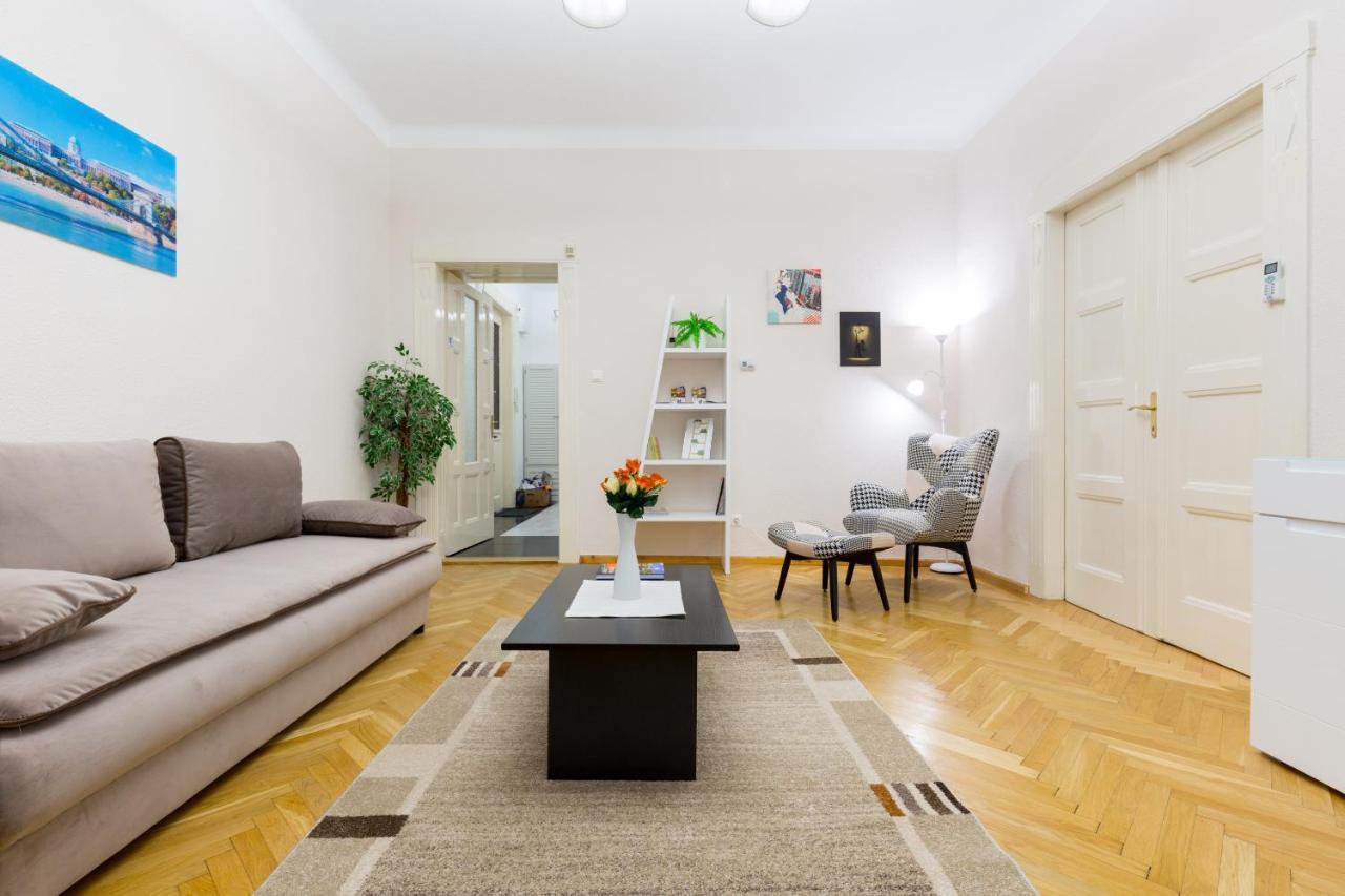 K17 Kinizsi Apartment Будапеща Екстериор снимка